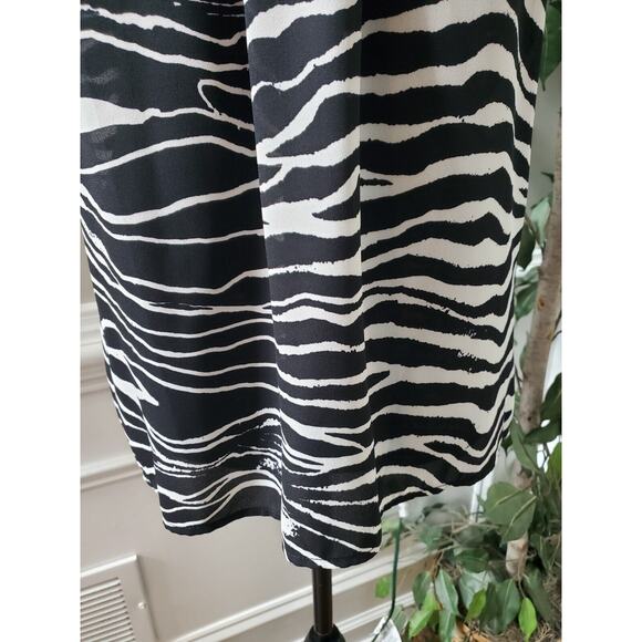Pleione Womens Black White Zebra Print Polyester V-Neck Top Blouse Size Small - Picture 3 of 14